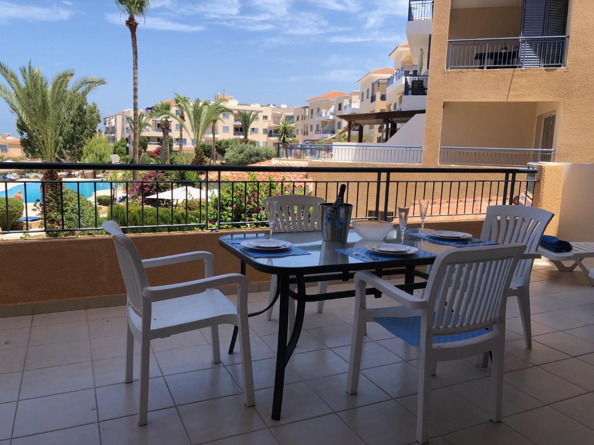 Kings Palace - Stylish 2 Bed Apartment With Sea Views Paphos Buitenkant foto