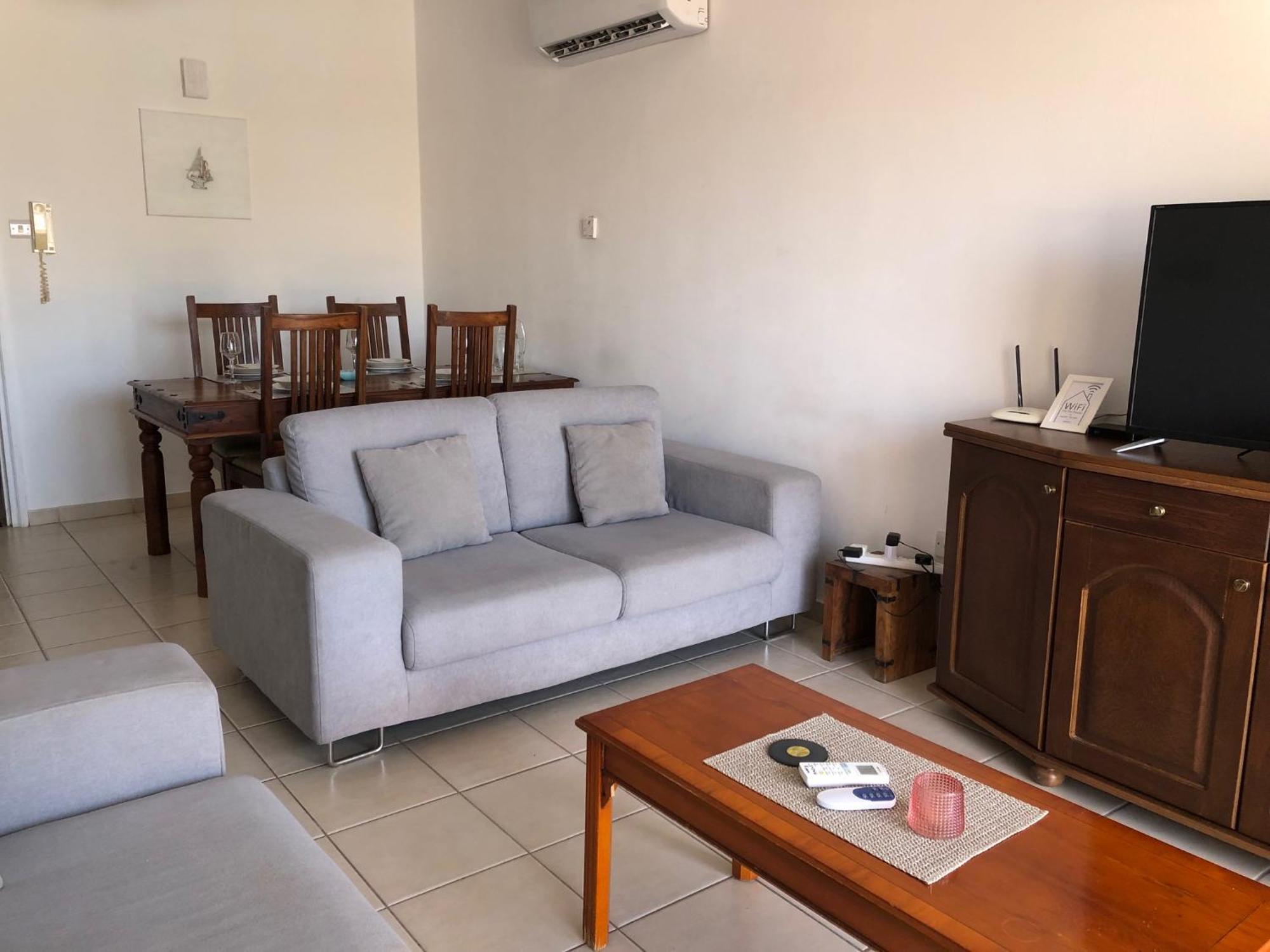 Kings Palace - Stylish 2 Bed Apartment With Sea Views Paphos Buitenkant foto