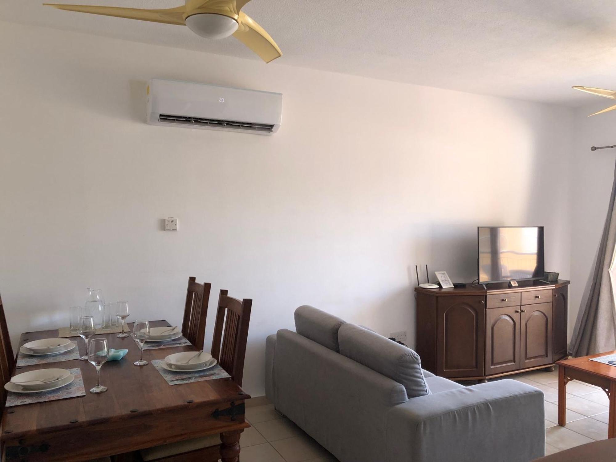 Kings Palace - Stylish 2 Bed Apartment With Sea Views Paphos Buitenkant foto